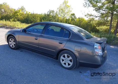 2005 Nissan Altima 2.5 S z USA, uszkodzony, nr VIN 1N4AL11D15C351465